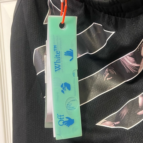 Off-White, men’s Large, shorts - Picture 9 of 13